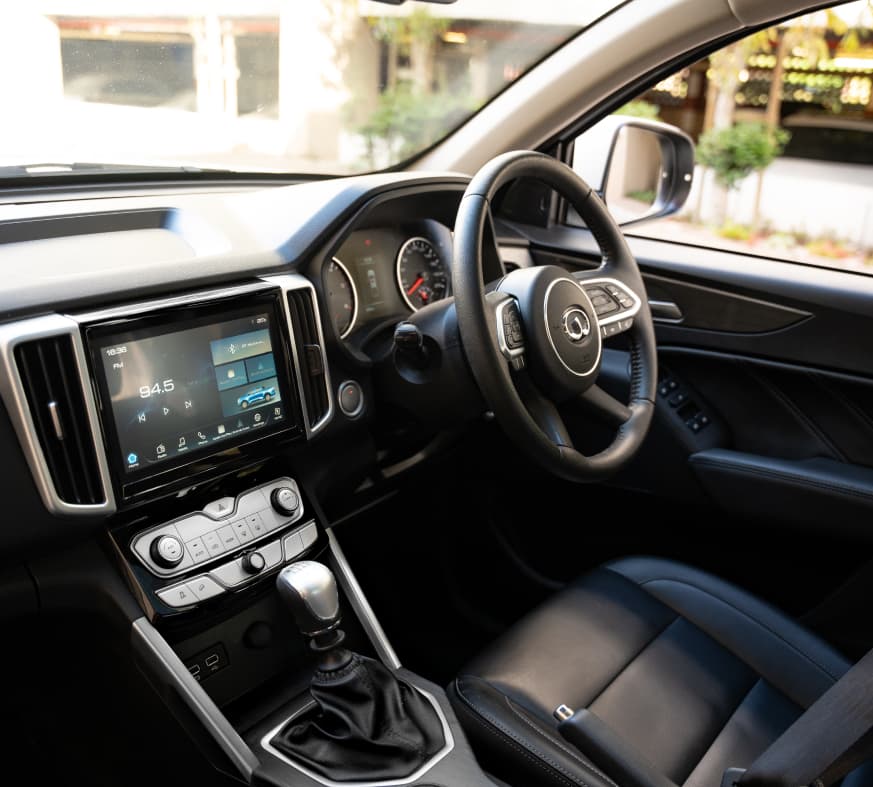 GWM P-Series SX/DLX Double Cab Interior